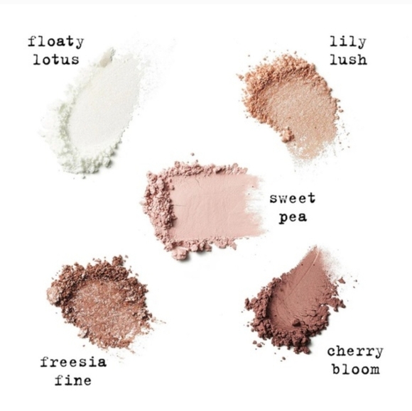 Stila Pocket Play Shadow Pallet Pretty Petal Metallic NIB - Picture 2 of 4